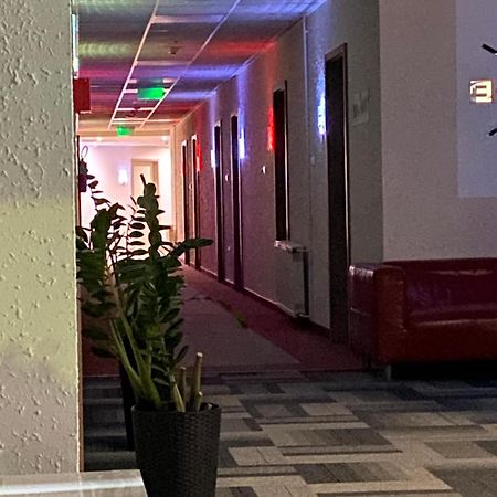 Only 15 Minutes To City Center, Free Secure Parking Budapest Extérieur photo