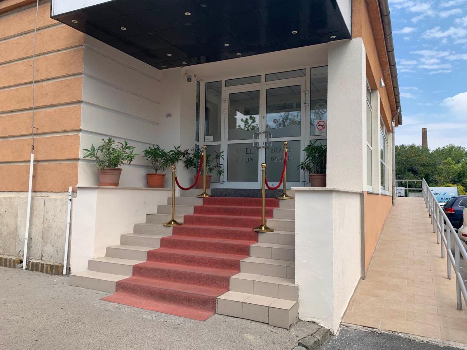 Only 15 Minutes To City Center, Free Secure Parking Budapest Extérieur photo